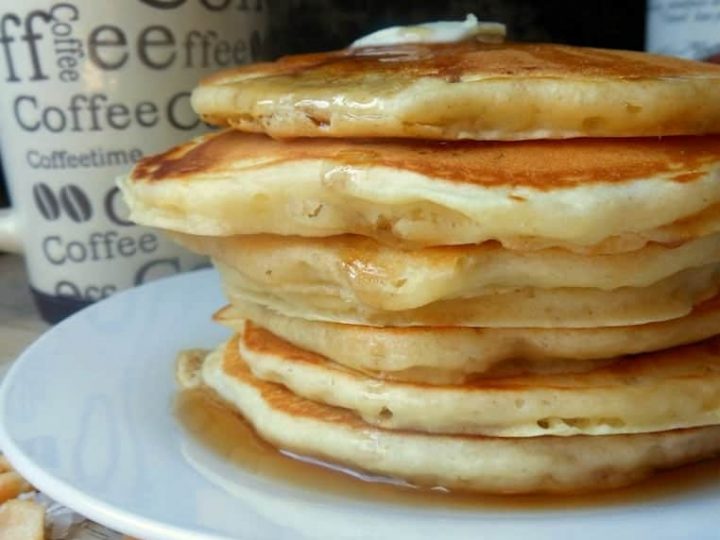 https://www.sugardishme.com/wp-content/uploads/2013/08/Toasted-Coconut-and-Macadamia-Nut-Pancakes1-720x540.jpg