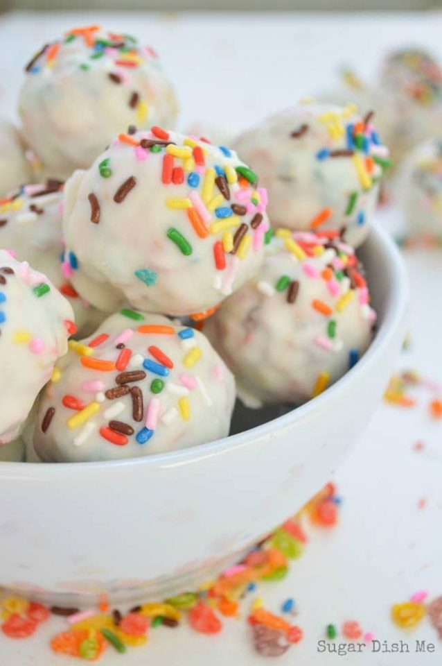 Rainbow Crunch Balls - Sugar Dish Me