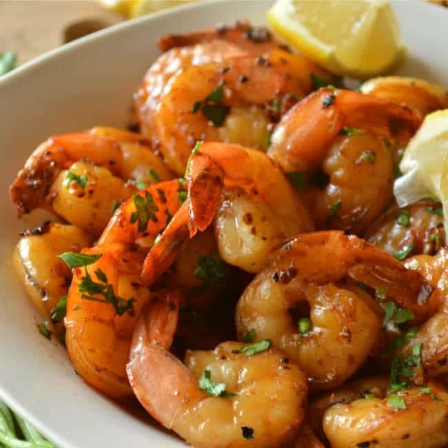 Easy Shrimp Scampi - Sugar Dish Me