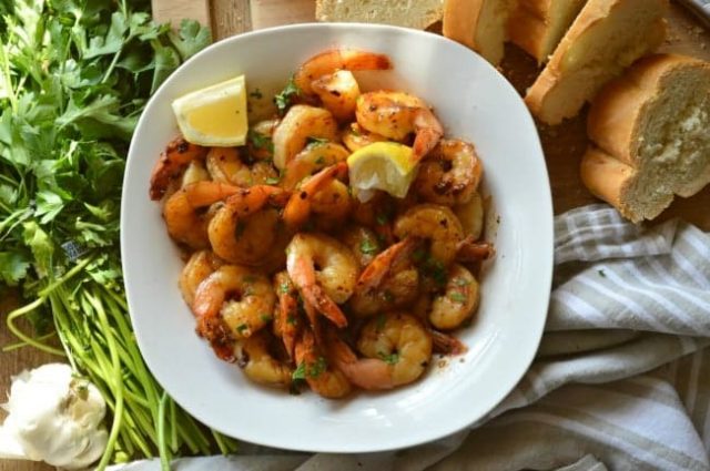 Easy Shrimp Scampi - Sugar Dish Me